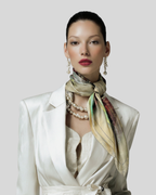 L’ECO DEL CAOS                          Carré in twill di pura seta